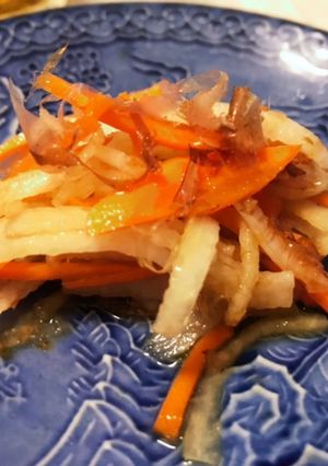 計量いらず！旨味たっぷり紅白サラダ-レシピのメイン写真