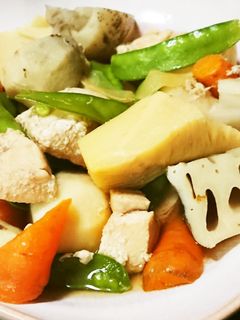 お煮しめ風里芋と鶏肉の甘辛煮物-レシピのメイン写真