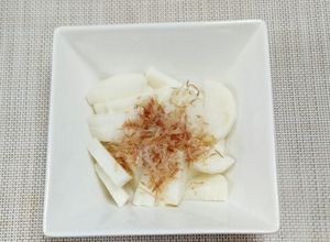 山芋にだし醤油かけただけ-レシピのメイン写真