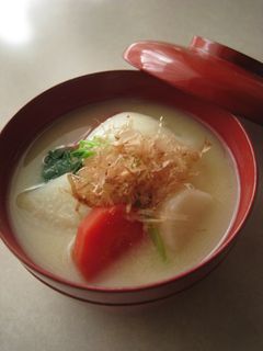 白味噌仕立てのお雑煮。-レシピのメイン写真