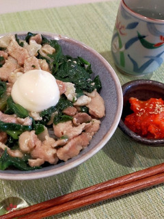 ほうれん草と豚こま肉のポパイ丼*^^*-レシピのメイン写真