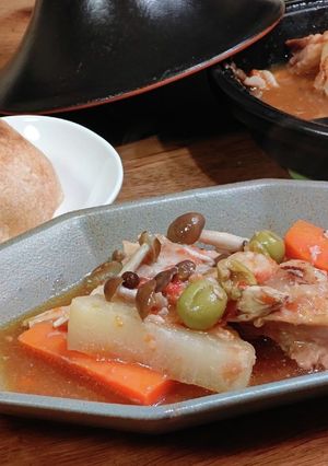 タジン鍋で簡単☆鶏と野菜の煮込み-レシピのメイン写真