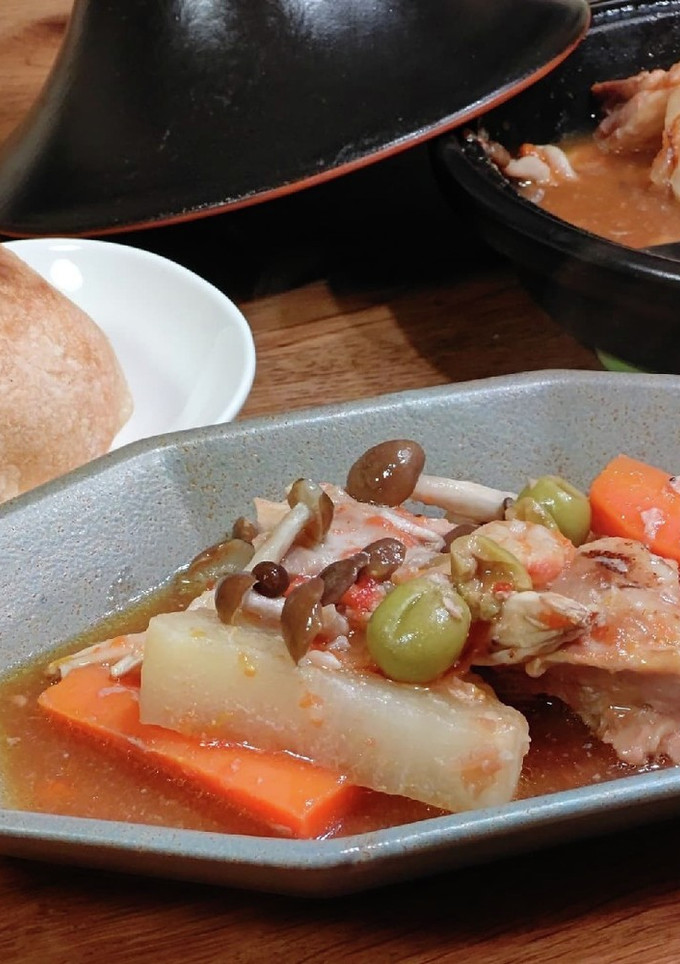 タジン鍋で簡単☆鶏と野菜の煮込み-レシピのメイン写真