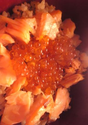 鮭のオーブン焼きといくらの親子丼-レシピのメイン写真