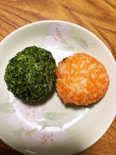マグカップで作るまん丸おにぎり-レシピのメイン写真