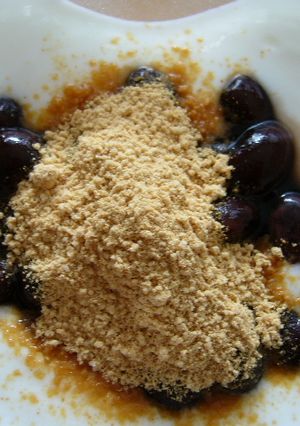 黒豆の残りで…黒豆きな粉ヨーグルト♪-レシピのメイン写真