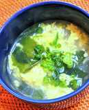 春雨とわかめの中華風卵スープ