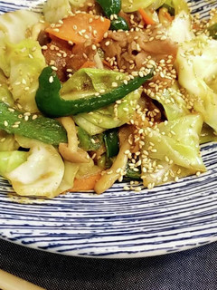 「胡麻たっぷり」肉野菜たっぷり味噌炒め!-レシピのメイン写真