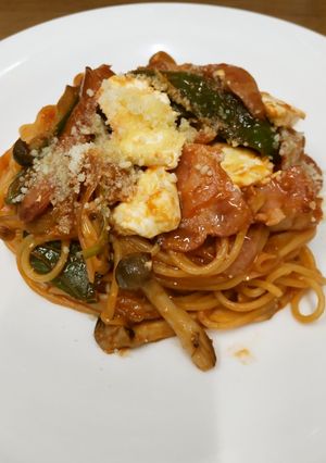 クリームチーズナポリタン生パスタ太麺-レシピのメイン写真