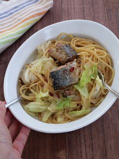 ワンパン!さばのみそ煮とキャベツのパスタ-レシピのメイン写真