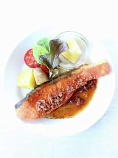旨っな【鮭のムニエル(ガーリック醤油)】-レシピのメイン写真