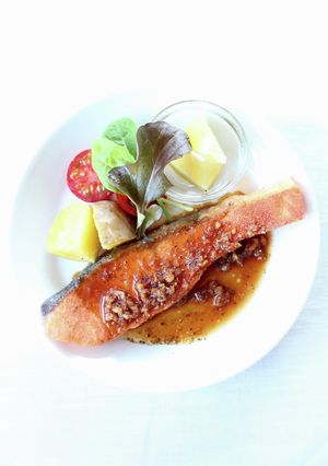 旨っな【鮭のムニエル（ガーリック醤油）】-レシピのメイン写真