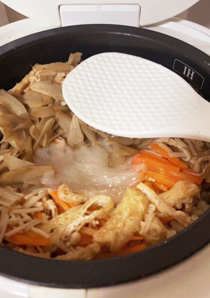 たっぷり野菜の炊き込みご飯-レシピのメイン写真