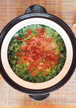 土鍋で作る ほうれん草とベーコンのおじや-レシピのメイン写真