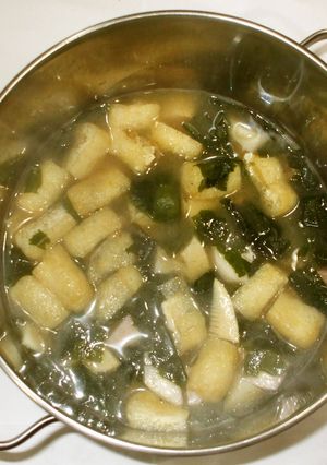 里芋わかめタケノコの味噌汁♪簡単肌荒れに-レシピのメイン写真
