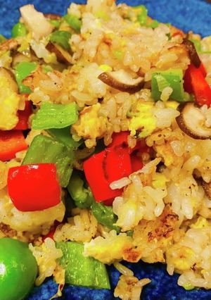 花椒をきかせたピーマンと椎茸の炒飯-レシピのメイン写真