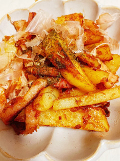 鰹節とバターde和風ジャーマンポテト-レシピのメイン写真