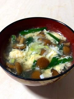 なめことニラでふわふわお吸い物-レシピのメイン写真