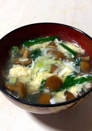 なめことニラでふわふわお吸い物-レシピのメイン写真