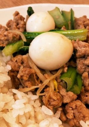 魯肉飯風 小松菜もやしのオイスター炒め-レシピのメイン写真