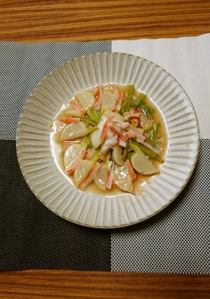 ヨウサマの減塩かぶとカニカマコンソメ炒め-レシピのメイン写真