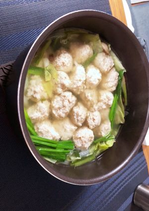 ふわふわ豆腐肉団子たっぷりの中華風お鍋-レシピのメイン写真