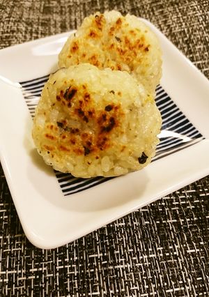 お茶漬けの素オイル焼きお結び-レシピのメイン写真