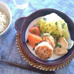 รูปของ キャベツとつくねのミルク煮