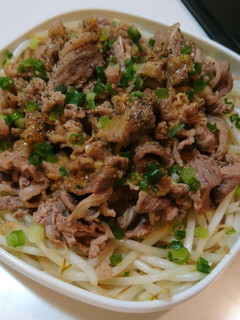 簡単!激ウマ!牛肉もやしのガリバタソース-レシピのメイン写真