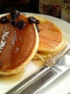 パンケーキに♪レーズンシロップ゚-レシピのメイン写真