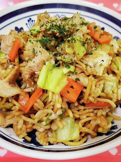 ごはんと焼きそばで♪簡単そばめし-レシピのメイン写真