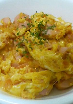 お弁当にもおかずにも★炒りタマソーセージ-レシピのメイン写真