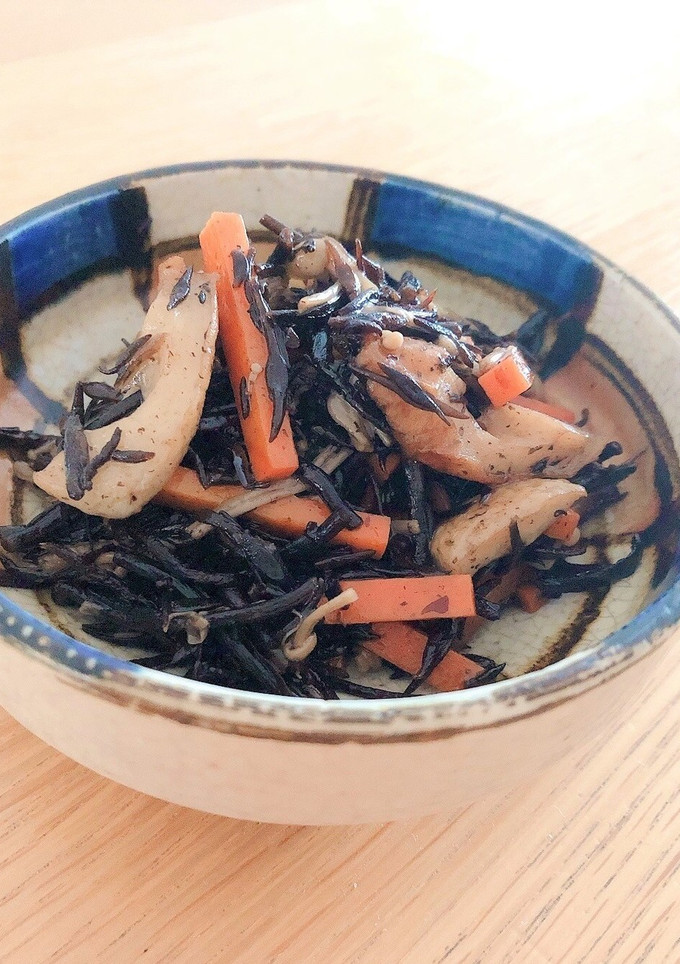 常備菜の定番☆ひじきとちくわの煮物-レシピのメイン写真