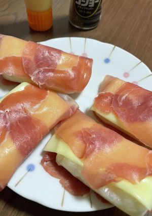 生ハム餅巻き-レシピのメイン写真