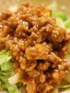蒸し焼きキャベツのそぼろあん-レシピのメイン写真