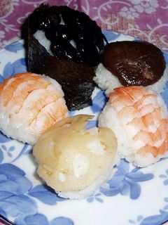 おせちを使って手まり寿司-レシピのメイン写真