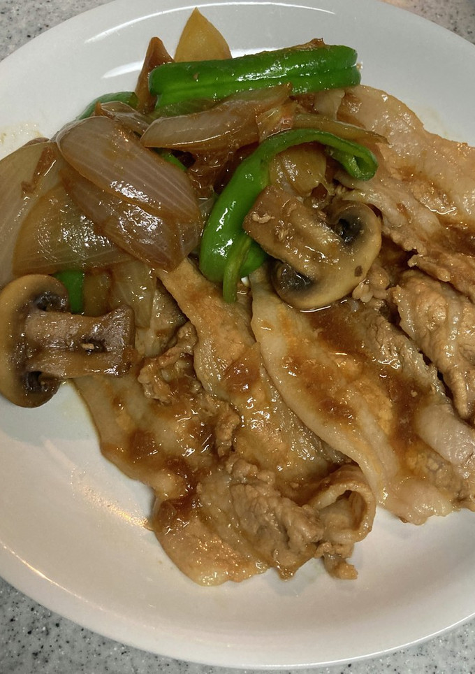 豚バラと玉ねぎの生姜焼き-レシピのメイン写真