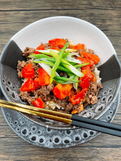 速攻☆15分トマトすき焼きそぼろ丼-レシピのメイン写真