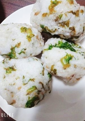 珍しいお野菜のおむすび！わさび菜じゃ～-レシピのメイン写真