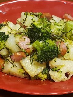じゃがいもとブロッコリーの香草炒め-レシピのメイン写真