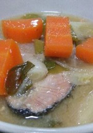鮭の粕漬けで味噌汁-レシピのメイン写真
