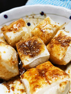 餅 砂糖醤油からの味変すりごま-レシピのメイン写真