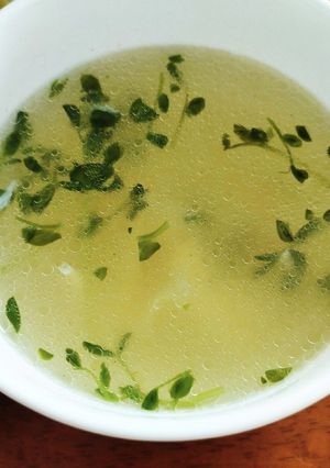 鶏肉の茹で汁で！豆苗かきたまスープ-レシピのメイン写真