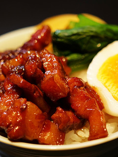 コーラを使って本格派!台湾名物「魯肉飯」-レシピのメイン写真