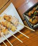 ぼんじりの焼き鳥と油壺の甘辛おつまみ
