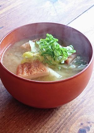 春キャベツとさつま揚げのお味噌汁-レシピのメイン写真