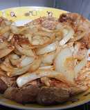 簡単メイン肉料理！玉ねぎポークチャｯプ