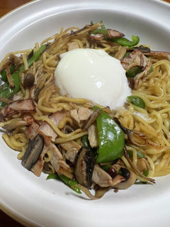 ハムと温玉焼きそば-レシピのメイン写真