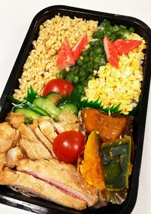 豚ロースの生姜焼きと3色ご飯のお弁当〜♪-レシピのメイン写真