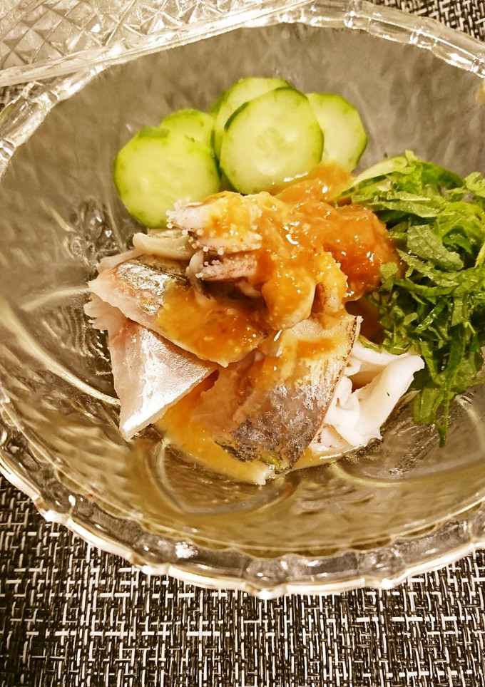 鯵とイカの梅ワサビ醤油和え-レシピのメイン写真